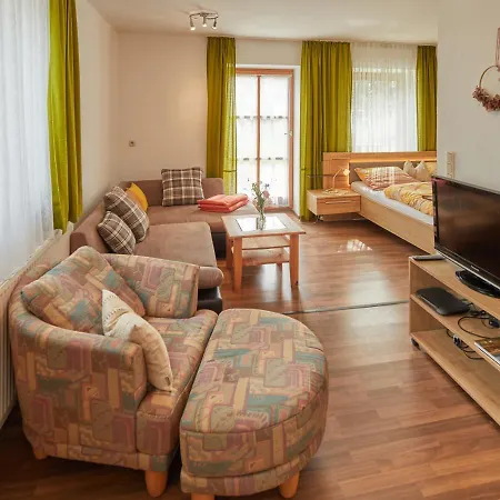 Brauereigasthof Zur Post Apartamento *
