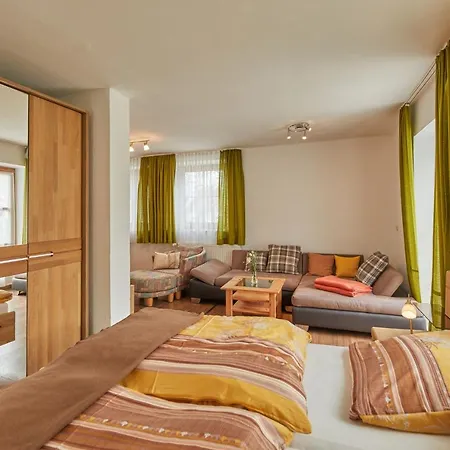 Brauereigasthof Zur Post Apartamento *